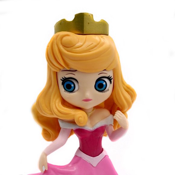 Bracelet with Disney figurine Aurora included. - Picture 3 of 7